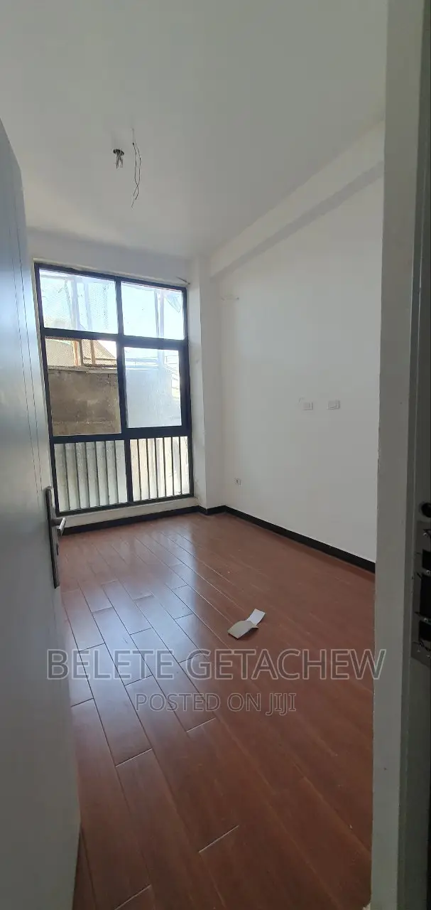 2bdrm Apartment in 4 Kilo, Arada for sale