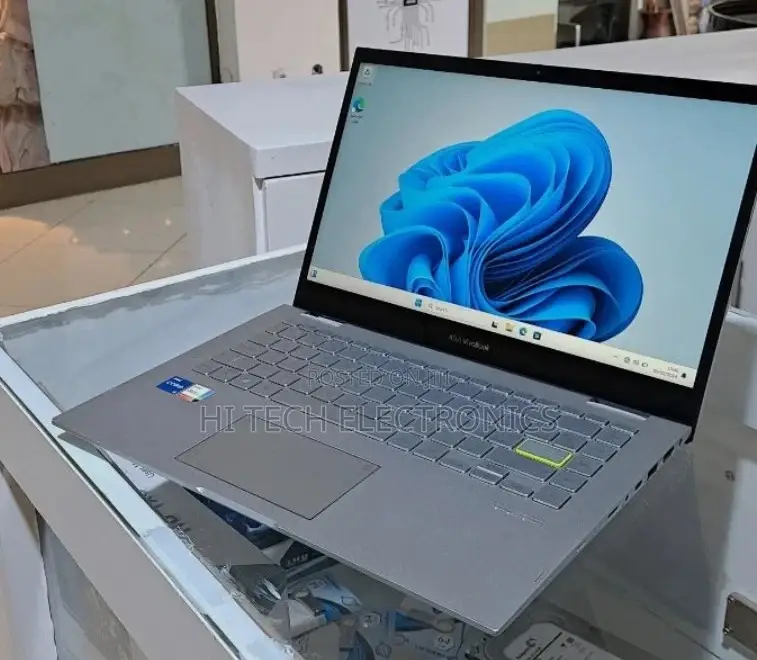 New Laptop Asus VivoBook 15 X505BA 8GB Intel Core I5 HDD 512GB