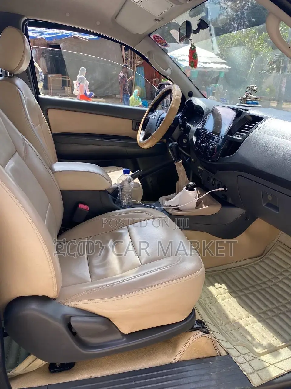 Toyota Hilux 2013 Silver