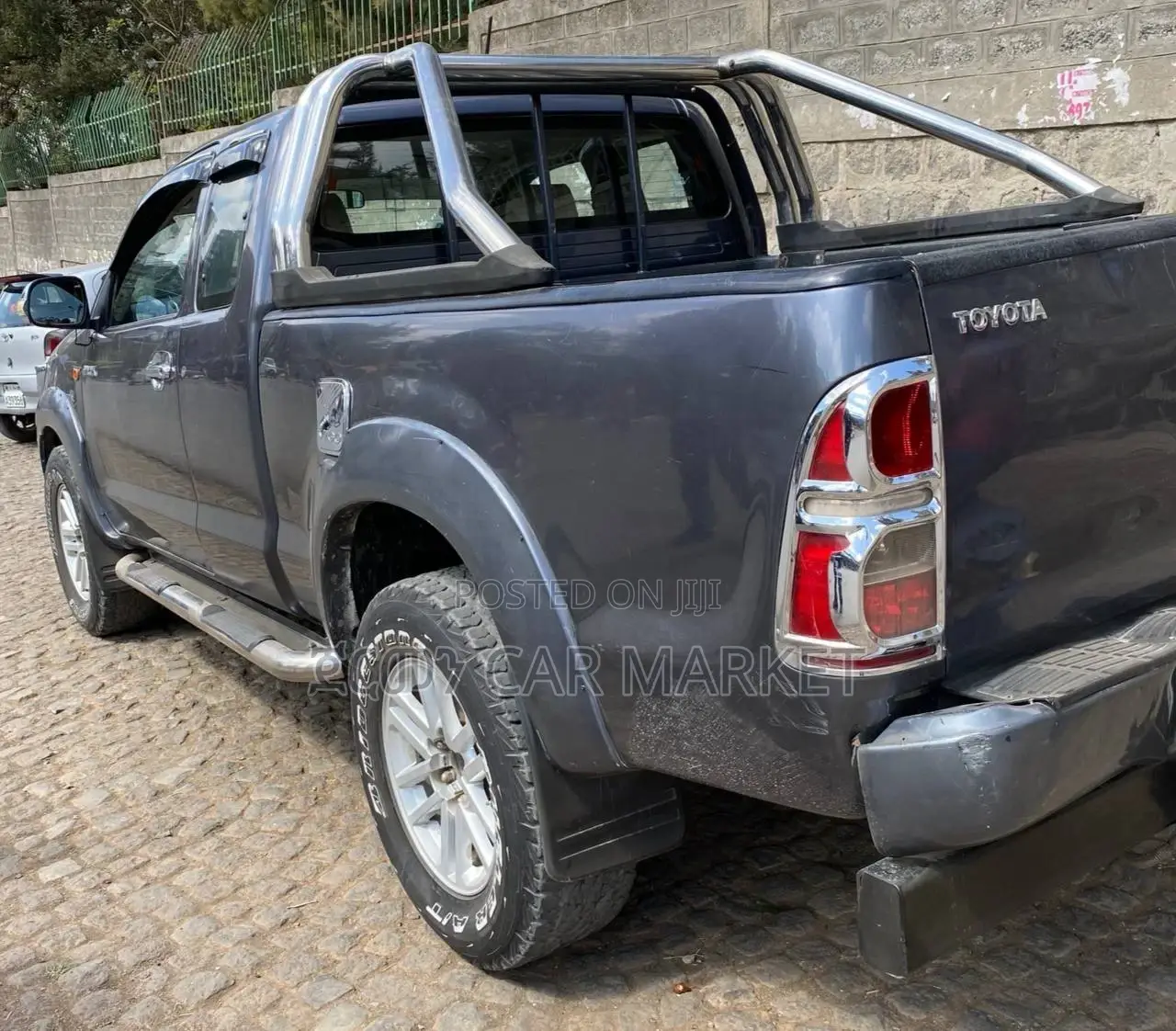 Toyota Hilux 2013 Silver