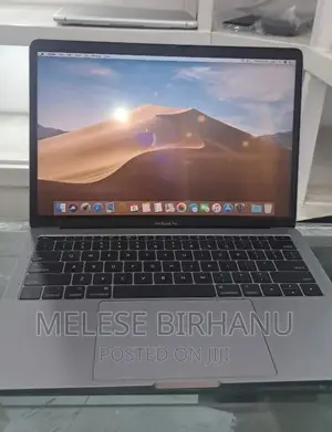 Photo - New Laptop Apple MacBook Pro 2017 8GB Intel Core i5 SSD 256GB