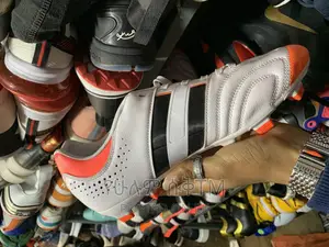 Original Meng 11pro Men’S Football Cleats Taketa ታኬታ Shoes