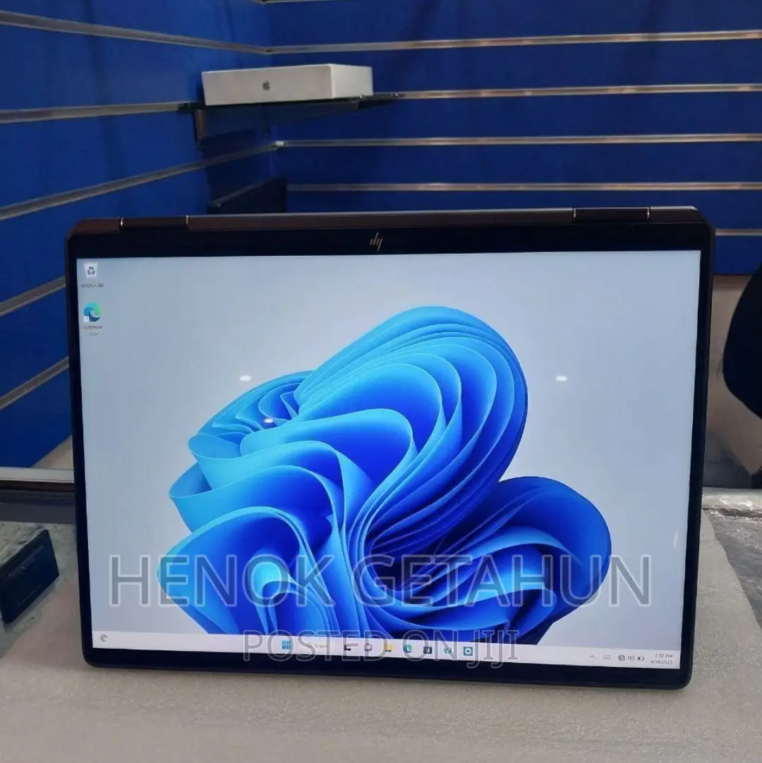 New Laptop HP Spectre 16GB Intel Core I7 SSD 512GB