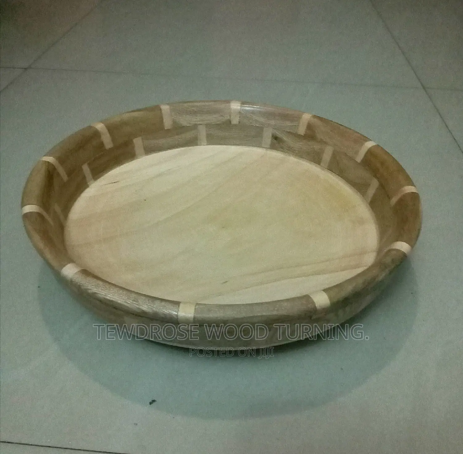 Segmented Wood Bowl for Fruits.