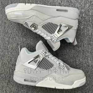 Original Air Jordan 4 Retro ‘Frozen Moment’ Shoe
