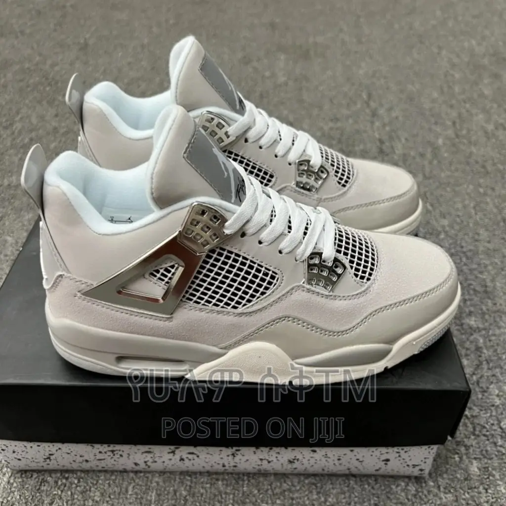 Original Air Jordan 4 Retro ‘Frozen Moment’ Shoe
