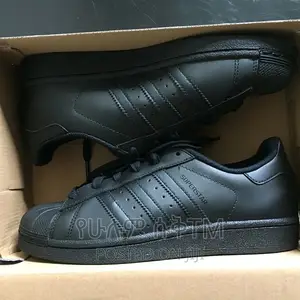 Original Adidas Old School ‘Superstar’ Shoes