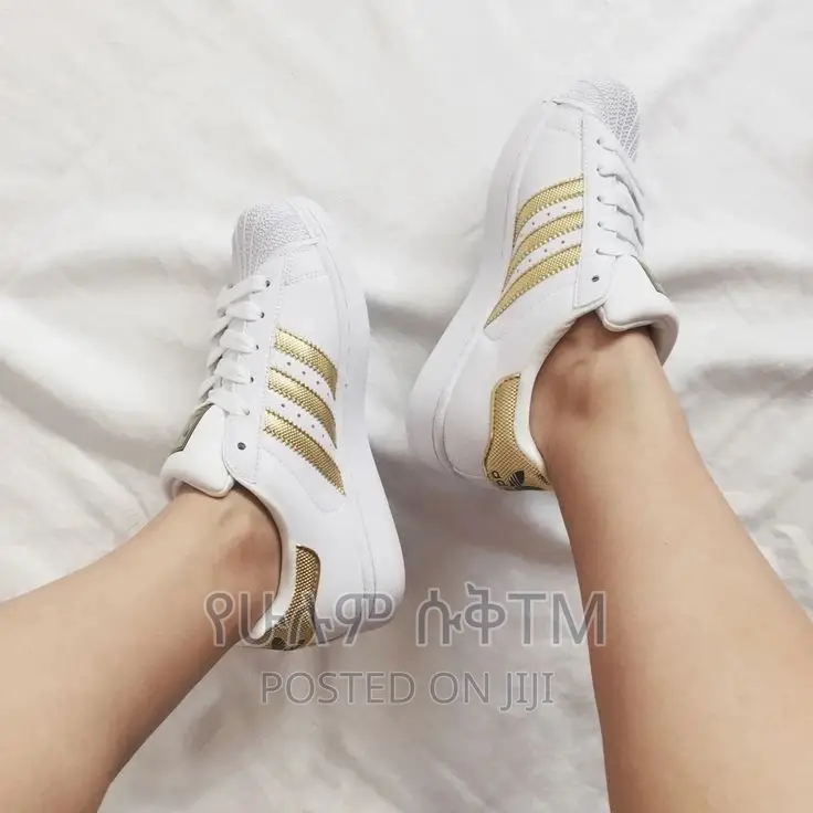 Original Adidas Old School ‘Superstar’ Shoes