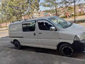 Toyota HiAce 2008 Silver