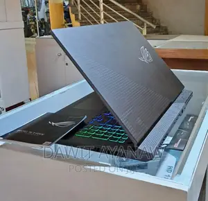 New Laptop Asus 16GB AMD Ryzen 7 SSD 512GB