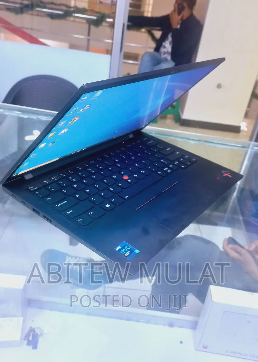 New Laptop Lenovo ThinkPad X1 Carbon 16GB Intel Core I7 SSD 512GB