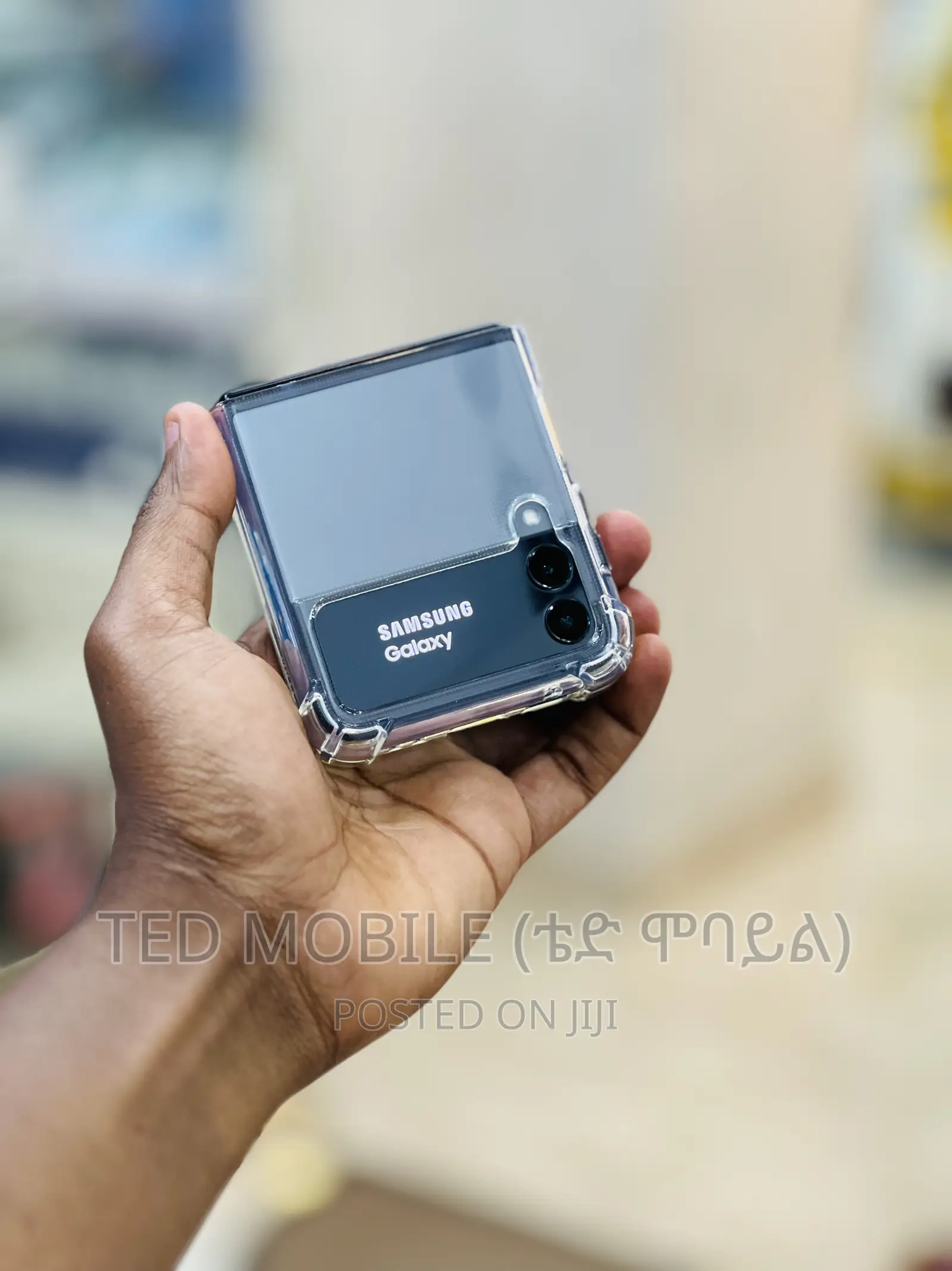 New Samsung Galaxy Z Flip3 5G 256 GB