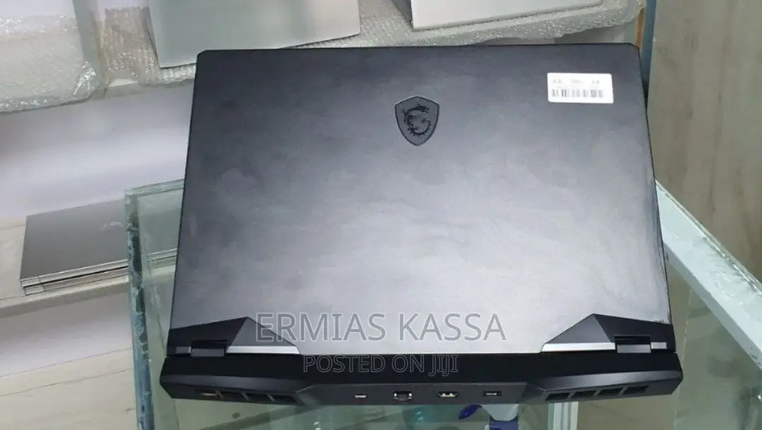 New Laptop MSI GP75 Leopard 16GB Intel Core i7 SSD 1T