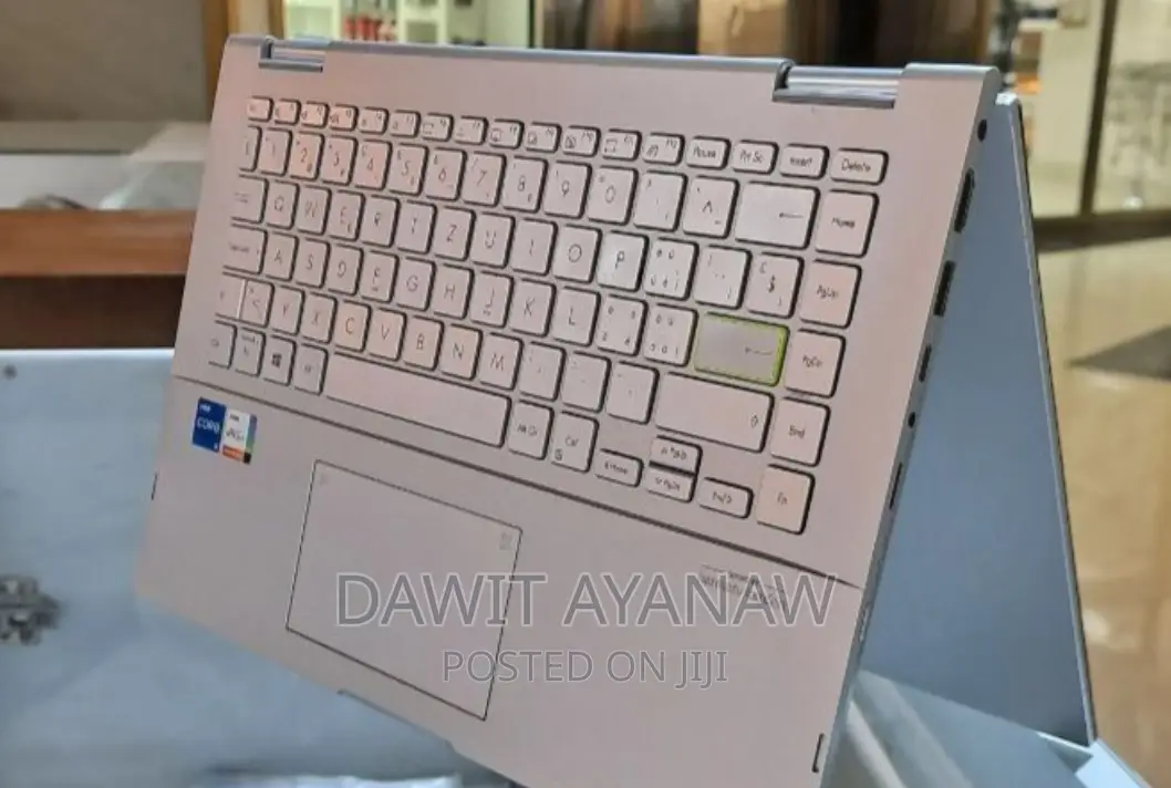 New Laptop Asus VivoBook 15 X505BA 8GB Intel Core I5 SSD 512GB