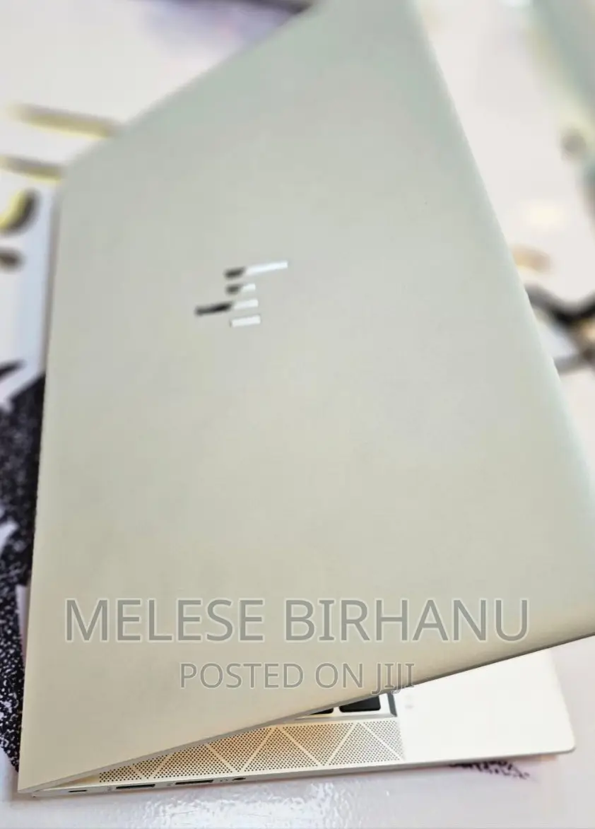 New Laptop HP 16GB AMD Ryzen 7 SSD 512GB