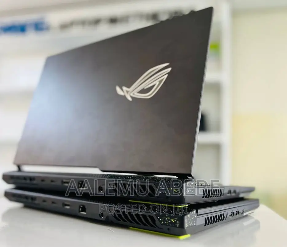 New Laptop Asus ROG Strix G15 16GB AMD Ryzen 7 SSD 1T