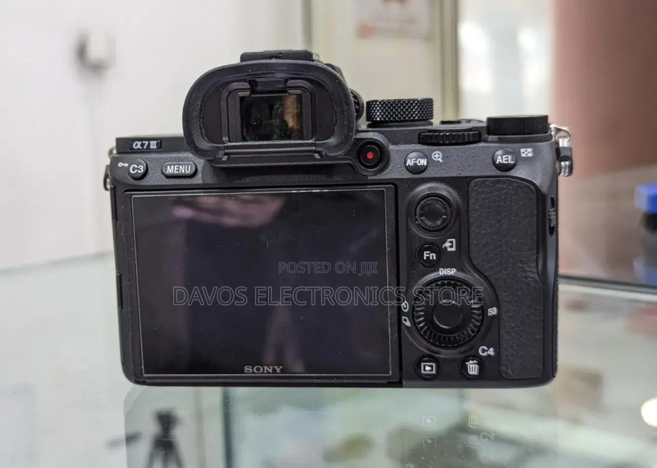 Sony A7 Iii Mirrorless Camera With 28-70mm Lens