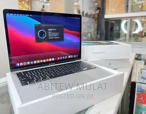 New Laptop Apple MacBook Pro 2020 32GB Intel Core I7 SSD 1T