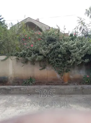 5bdrm House in አስቸኳይ ሽያጭ አያት ዞን, Bole for sale