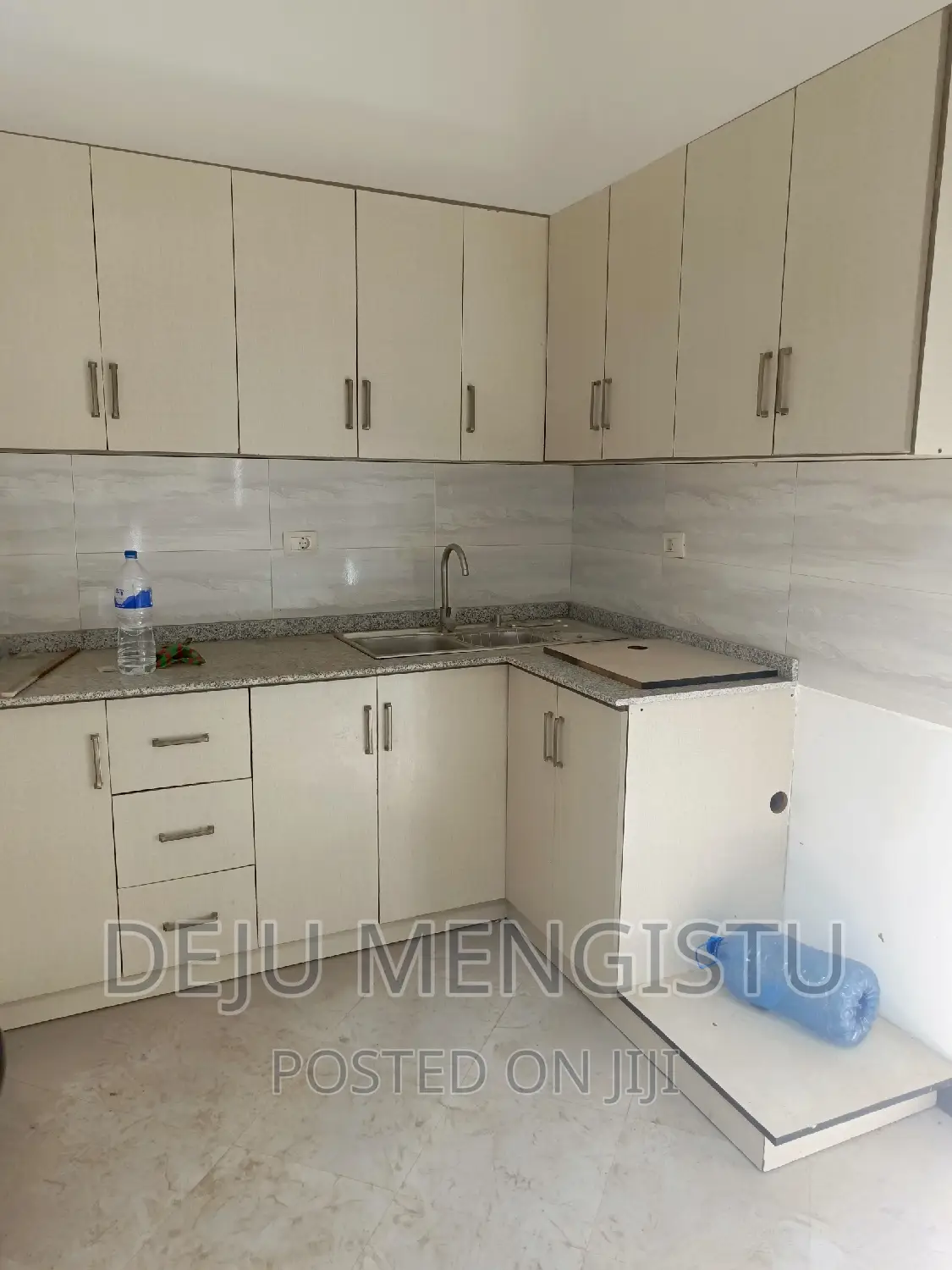 4bdrm Villa in ሳሚት72, Bole for sale