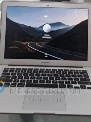 Laptop Apple MacBook Air 2015 8GB Intel Core i5 SSD 256GB