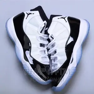 Original Air Jordan 11 Retro ’Concord’ Shoes