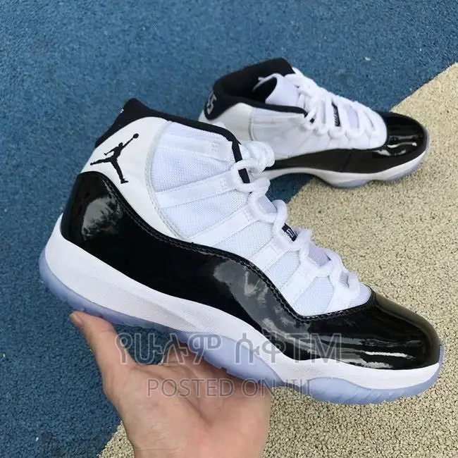 Original Air Jordan 11 Retro ’Concord’ Shoes