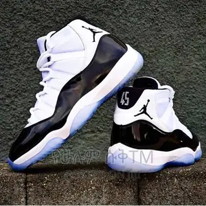 Original Air Jordan 11 Retro ’Concord’ Shoes