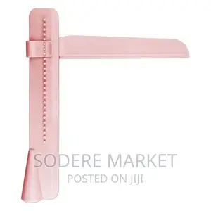 Height Adjustable Cake Scrapper