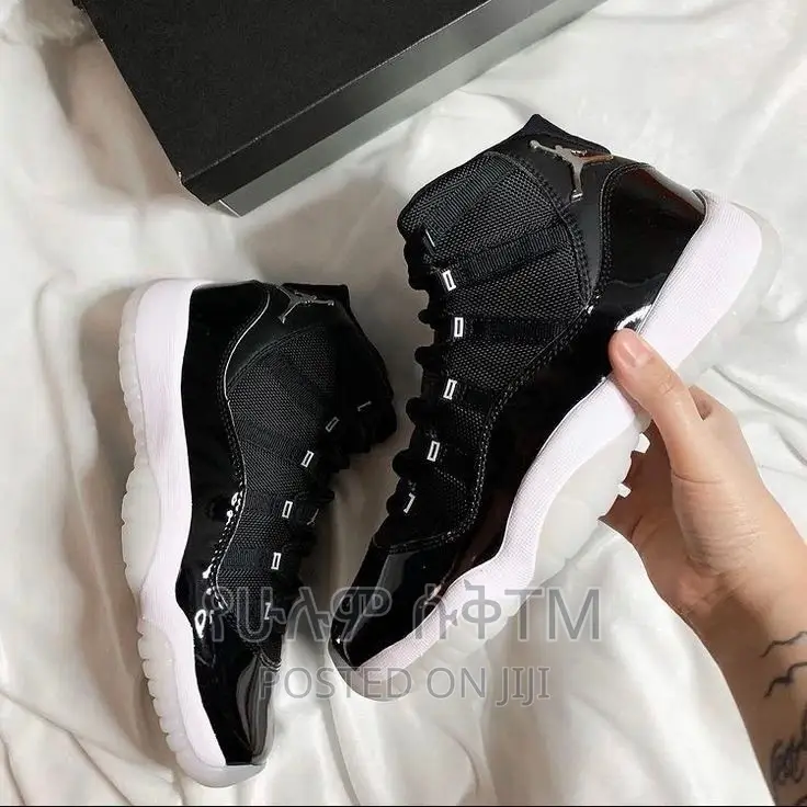 Original Air Jordan 11 Retro ‘Panda’ Shoes