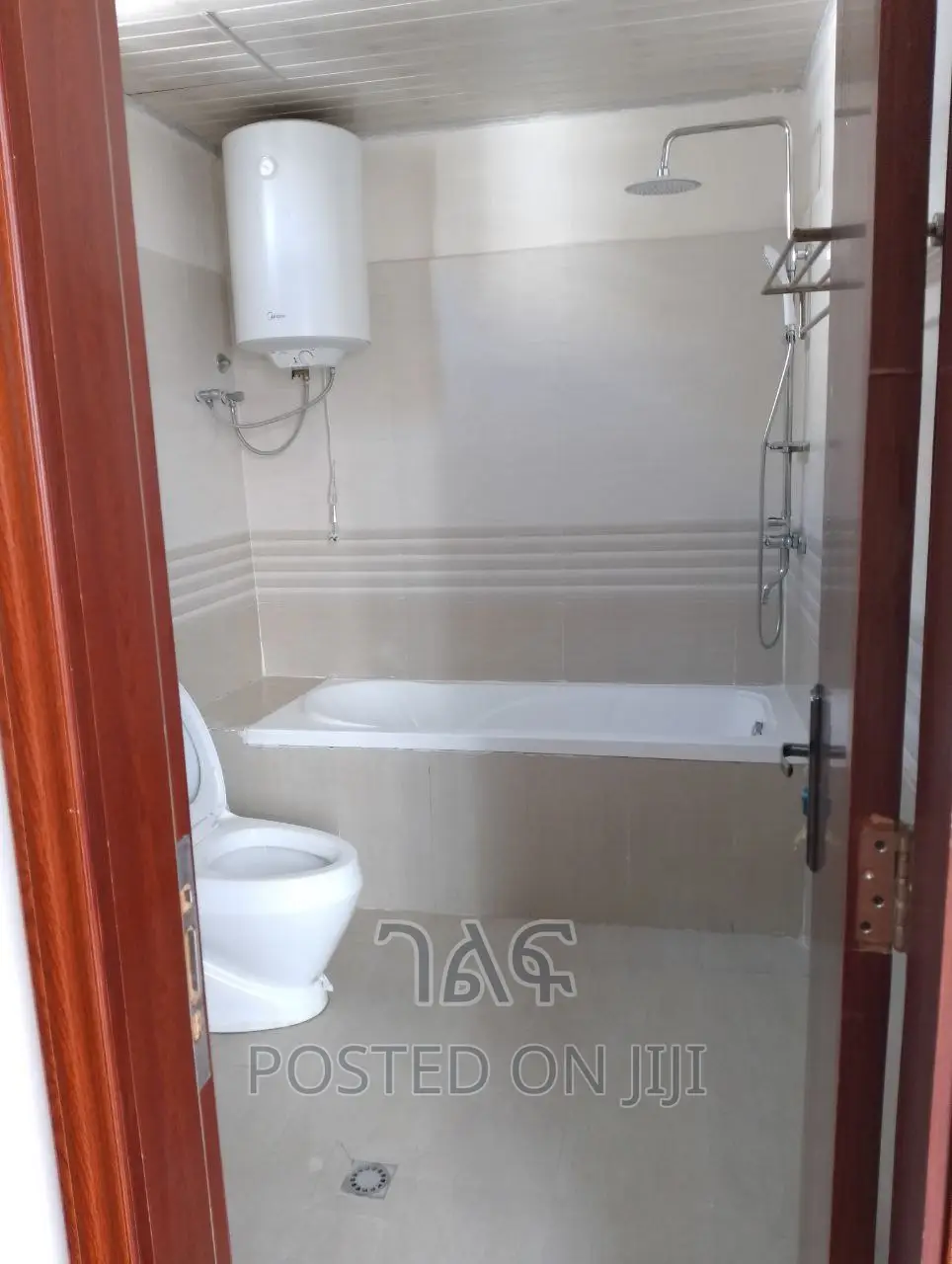 3bdrm Apartment in የግል ቅንጡ አፓርትመንት, Bole for sale