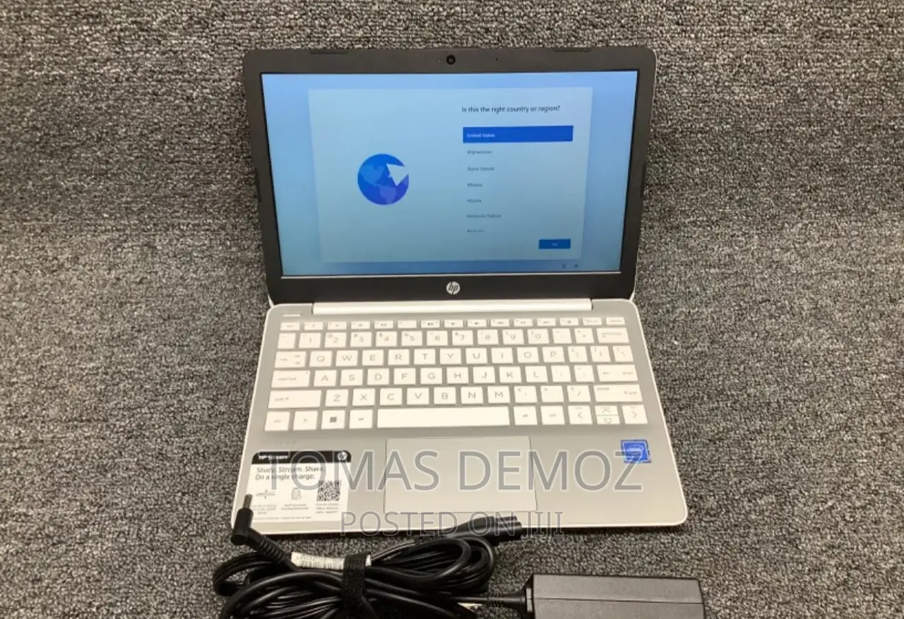 New Laptop HP Stream Notebook 4GB Intel Celeron SSD 60GB