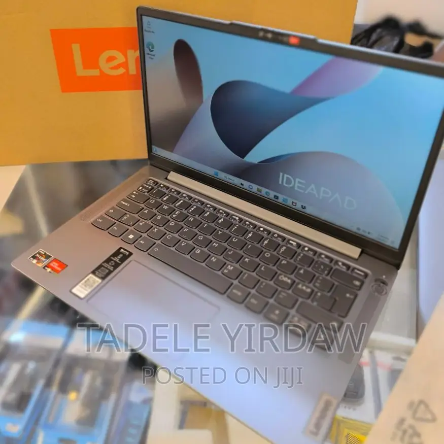 New Laptop Lenovo Ideapad 3 8GB AMD Ryzen 5 SSD 512GB