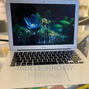 New Laptop Apple MacBook Air 2015 8GB Intel Core I7 SSD 256GB