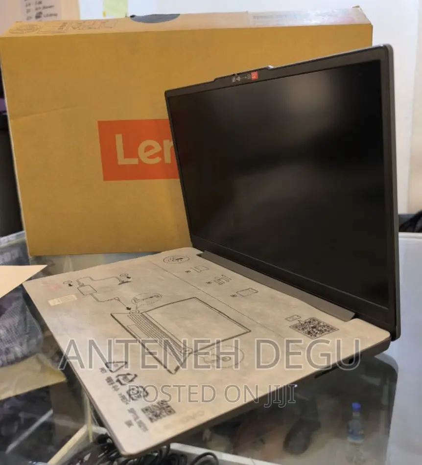 New Laptop Lenovo Ideapad 3 8GB AMD Ryzen 5 SSD 512GB