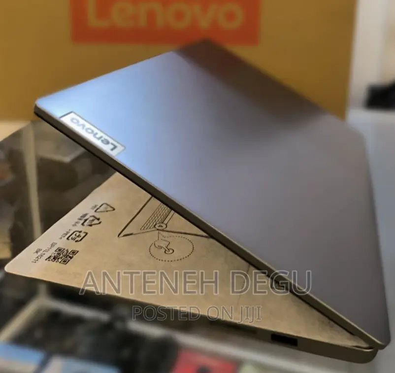 New Laptop Lenovo Ideapad 3 8GB AMD Ryzen 5 SSD 512GB