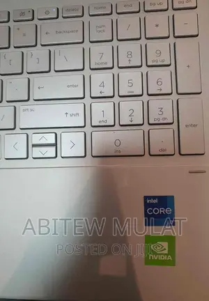 New Laptop HP Envy Pro 16GB Intel Core I7 SSD 512GB