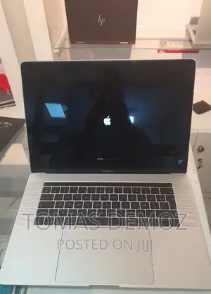 New Laptop Apple MacBook Pro 2019 16GB Intel Core I7 SSD 1T