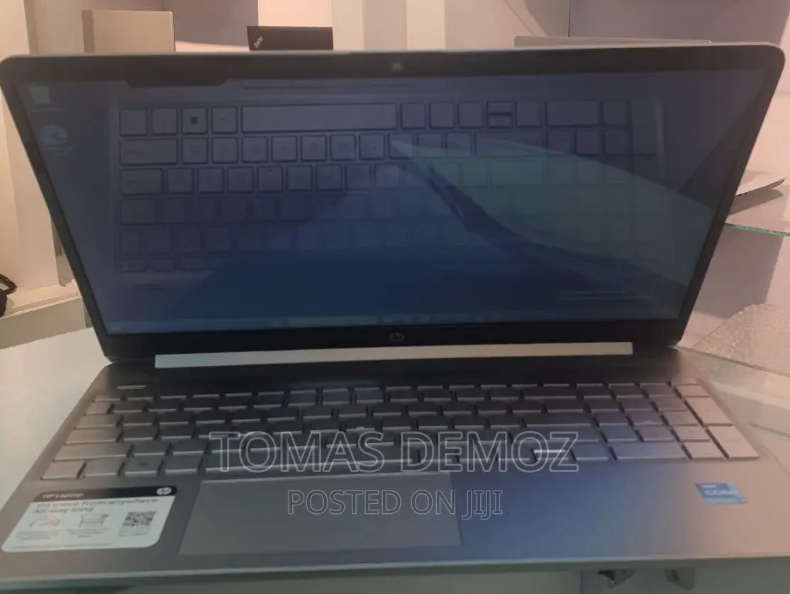 New Laptop HP Stream Notebook 8GB Intel Core I3 SSD 256GB