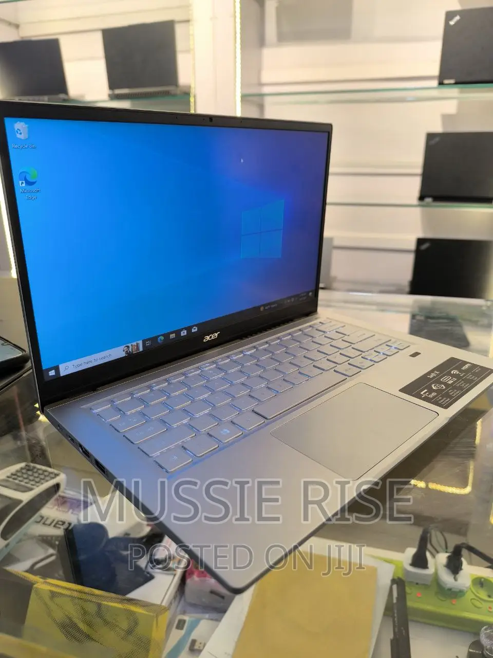 New Laptop Acer Swift 5 16GB AMD Ryzen 7 SSD 512GB