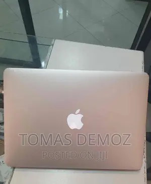 Photo - New Laptop Apple MacBook Air 2017 8GB Intel Core I7 SSD 256GB