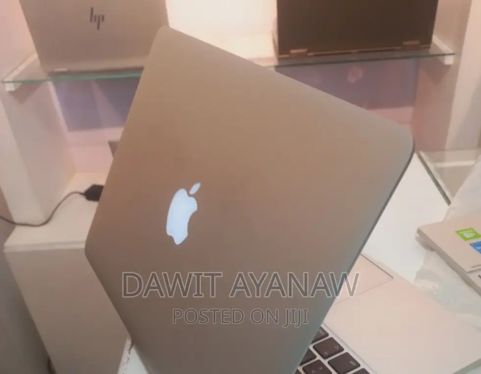 New Laptop HP 8GB Intel Core I7 SSD 512GB