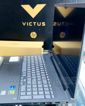 New Laptop HP Victus 16 32GB Intel Core I7 SSD 1T