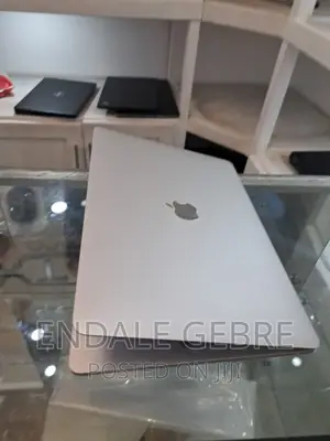 New Laptop Apple MacBook Pro 2019 16GB Intel Core I7 SSD 1T