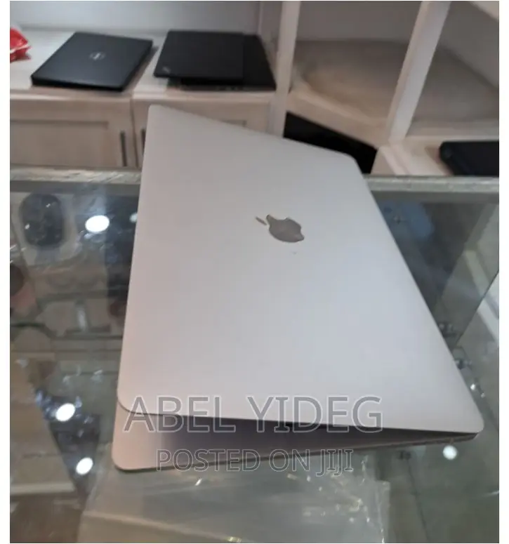 New Laptop Apple MacBook Pro 2020 16GB Intel Core I5 SSD 1T
