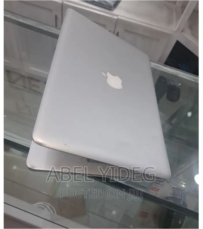 New Laptop Apple MacBook Pro 2012 8GB Intel Core I5 HDD 1T