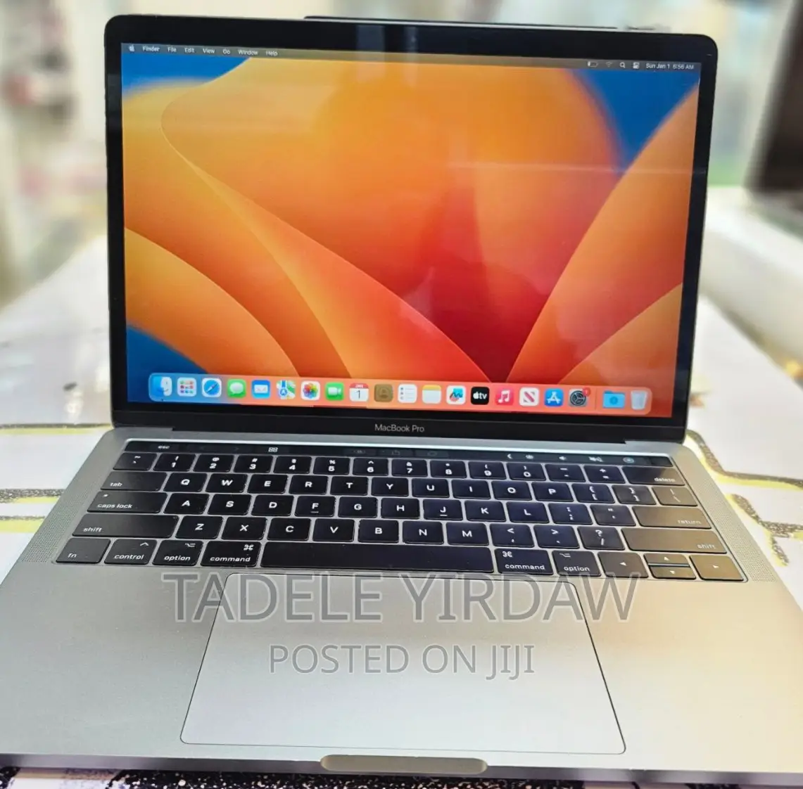 New Laptop Apple MacBook Pro 2017 16GB Intel Core I7 SSD 256GB