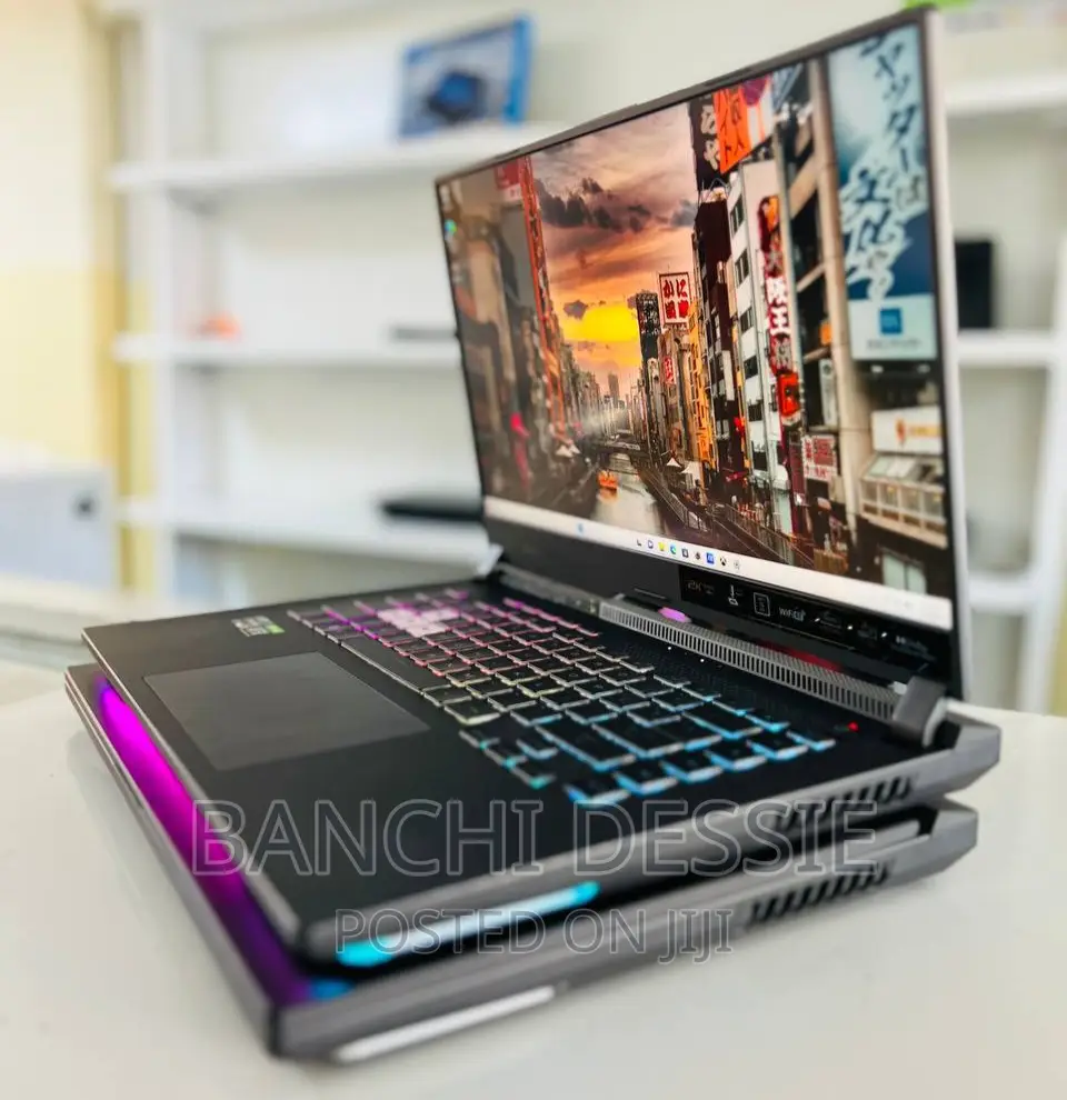 New Laptop Asus 16GB AMD Ryzen 7 SSD 1T