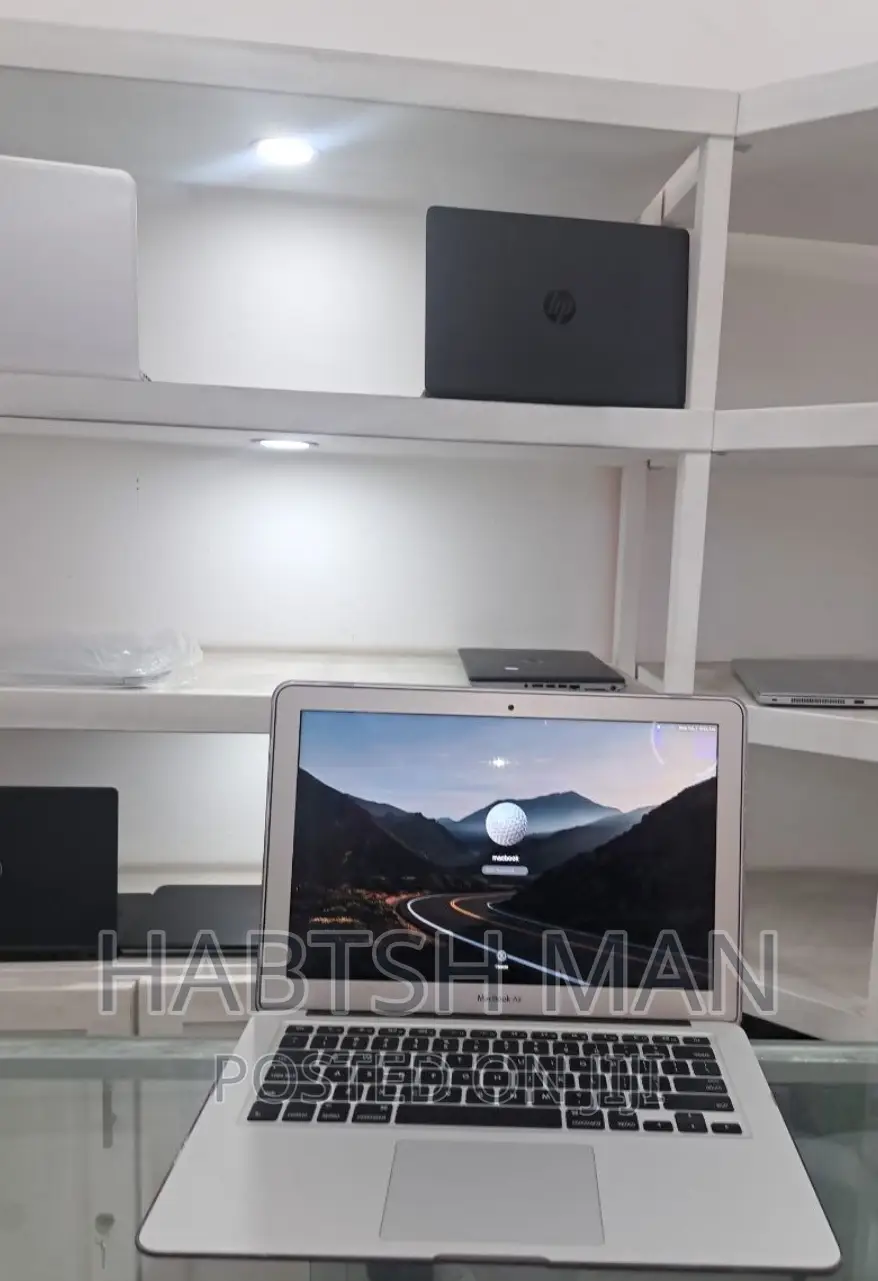 New Laptop Apple MacBook Air 2015 8GB Intel Core I5 SSD 256GB