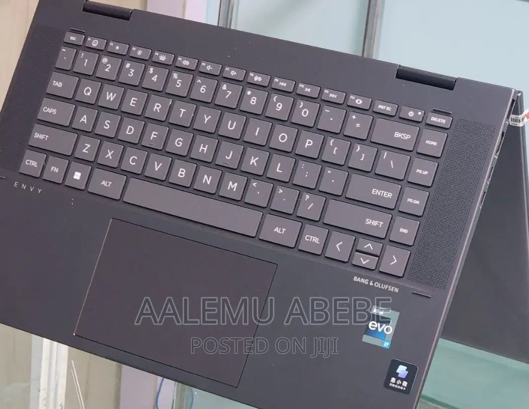 New Laptop HP Envy X360 16GB Intel Core I7 SSD 1T
